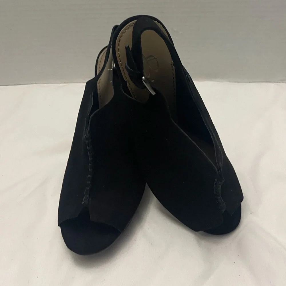 B makowsky shoes